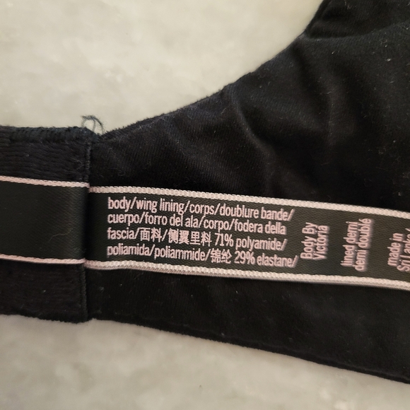 Victoria’s Secret Body By Victoria Black Lined Demi Bra Size 34D - Picture 8 of 10